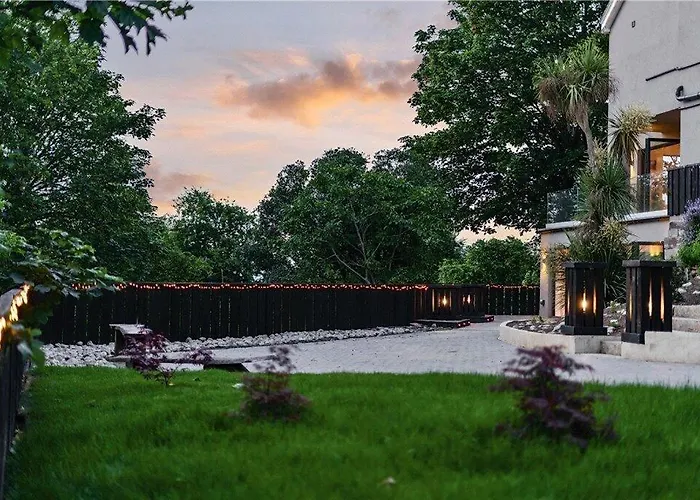 The Ridge London - Luxury Designer Villa With Hot Tub And Sauna, Bexley Borough Of London